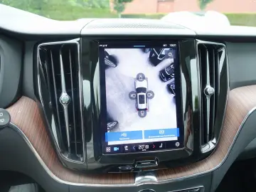 XC60 Recharge Plus T8 AWD/Pano/H&K/FourC/360°