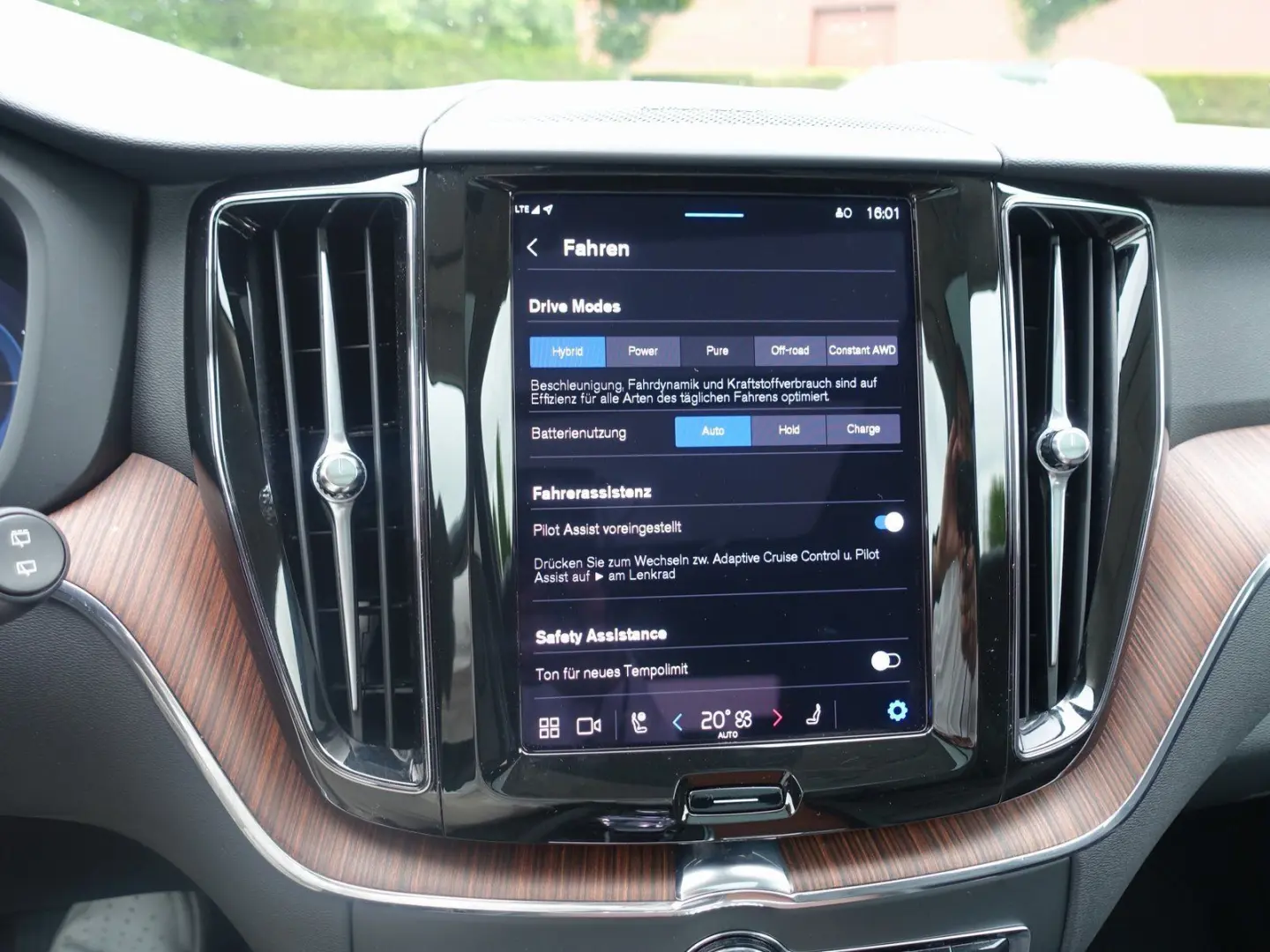 XC60 Recharge Plus T8 AWD/Pano/H&K/FourC/360°