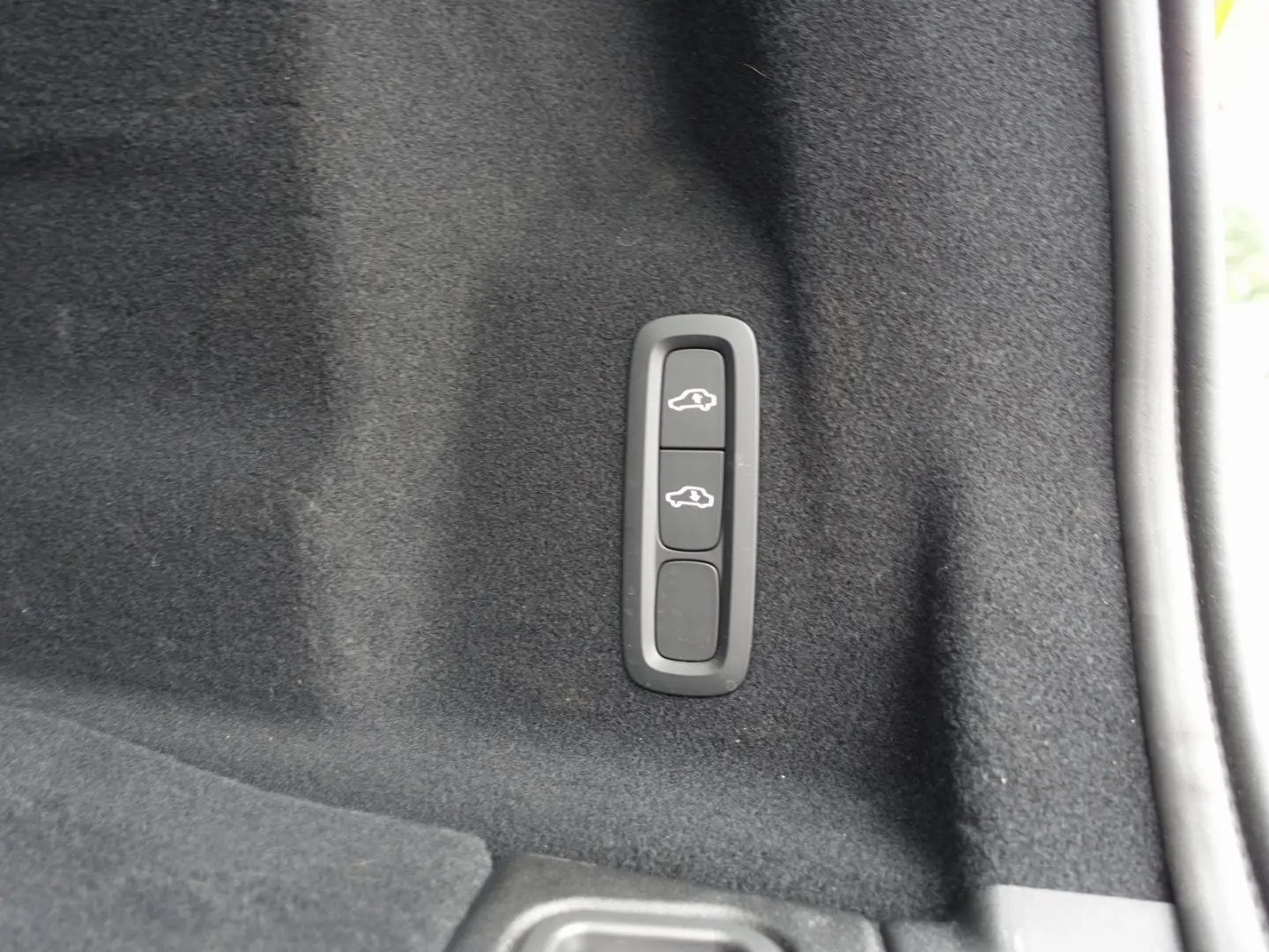 XC60 Recharge Plus T8 AWD/Pano/H&K/FourC/360°