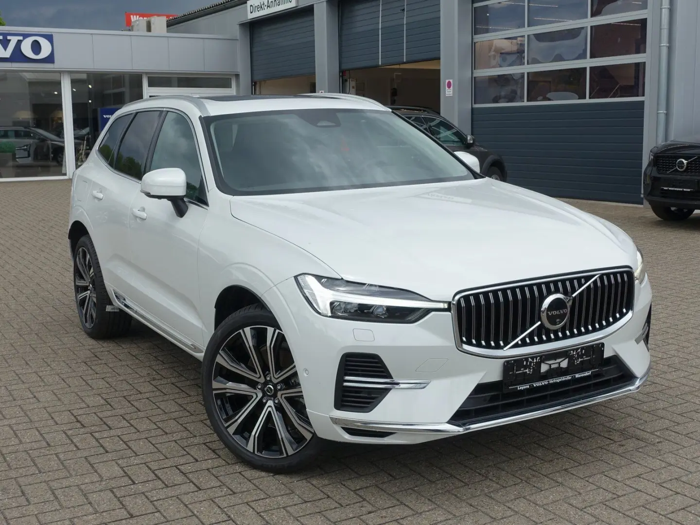 XC60 Recharge Plus T8 AWD/Pano/H&K/FourC/360°
