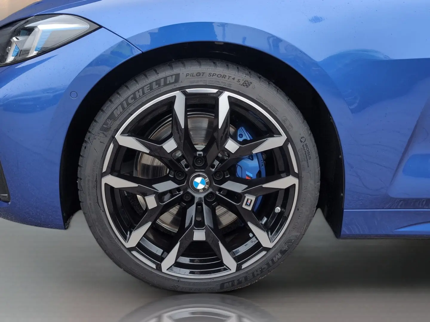 430d xDrive M-PAKET LEDER