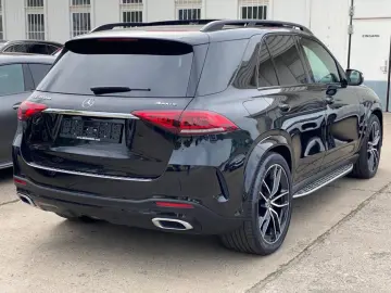 GLE350de AMG 4M_Panorama_SoftClose_Exclusive_360