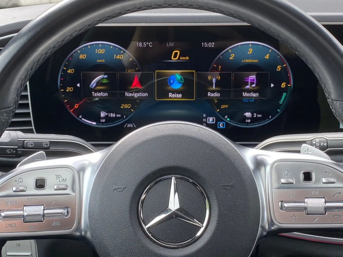 GLE350de AMG 4M_Panorama_SoftClose_Exclusive_360