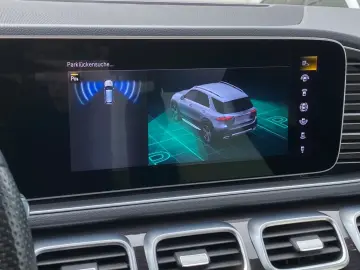 GLE350de AMG 4M_Panorama_SoftClose_Exclusive_360