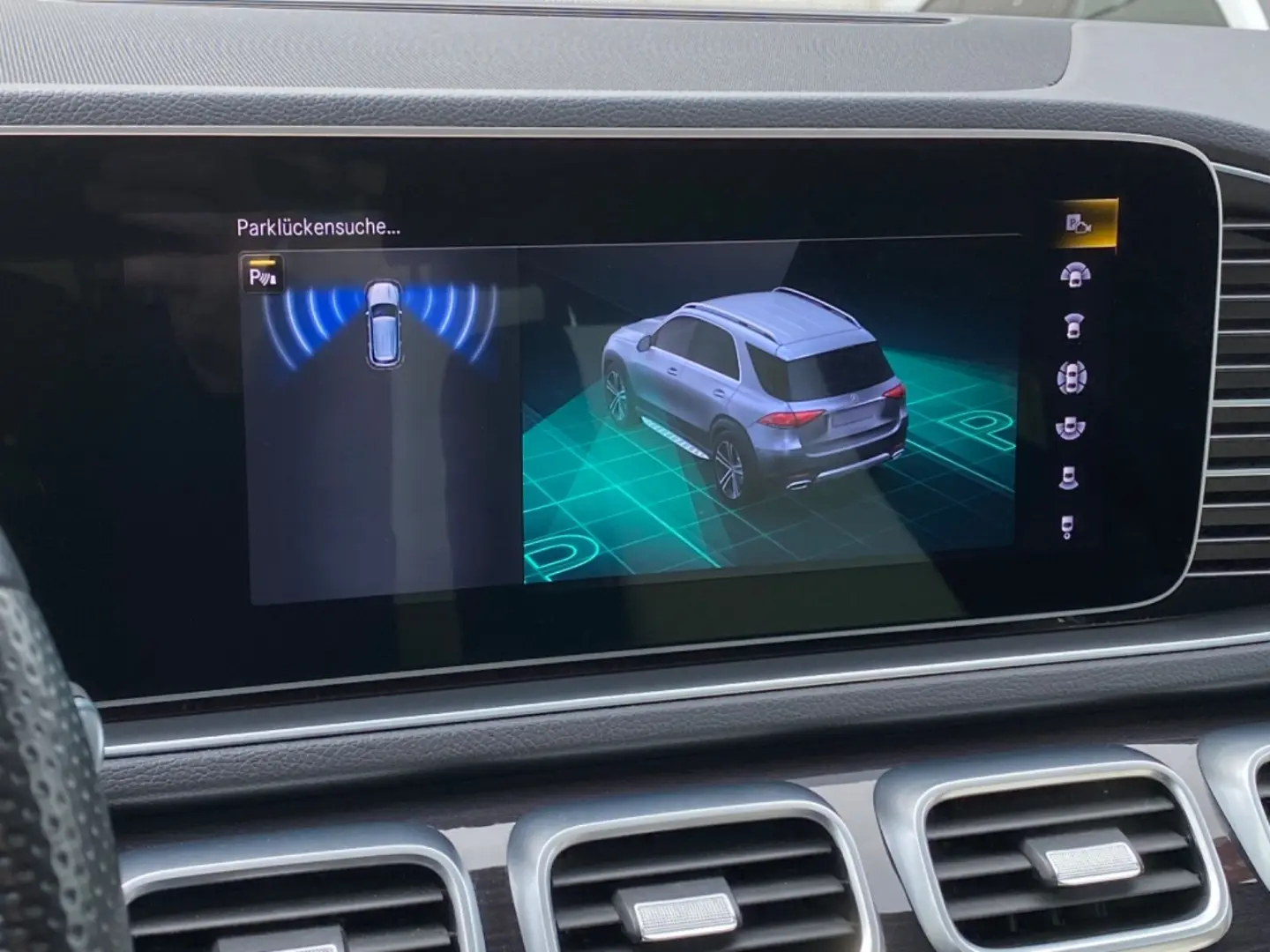 GLE350de AMG 4M_Panorama_SoftClose_Exclusive_360