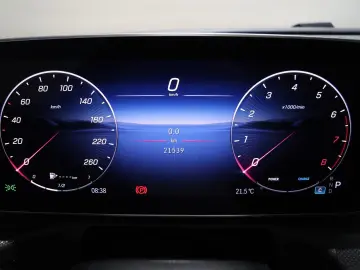 CLE 200 Coupé AMG Line | Premium Pakket | Night
