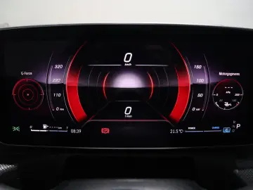 CLE 200 Coupé AMG Line | Premium Pakket | Night