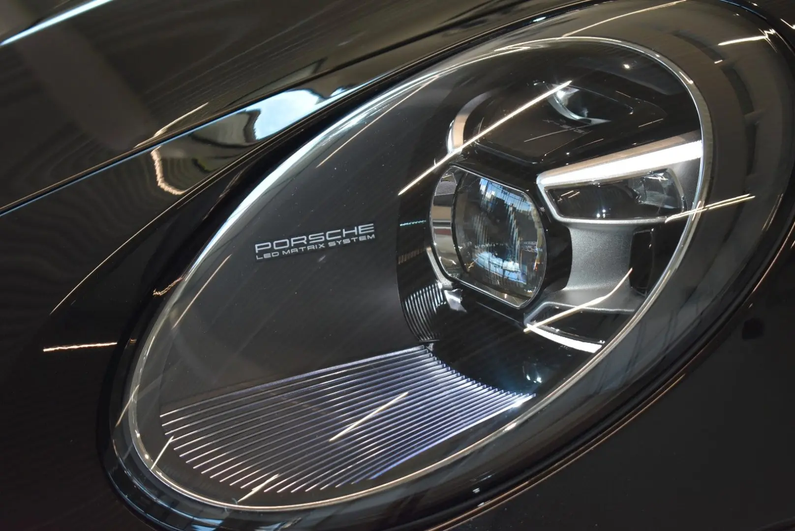 911 Carrera S  //Approved
