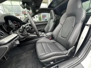 911 Carrera Coupe S PDK / Approved 2026
