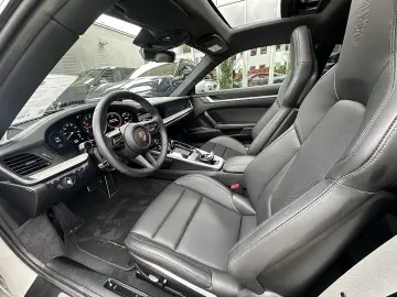 911 Carrera Coupe S PDK / Approved 2026