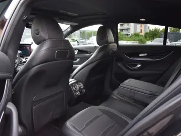 Mercedes-AMG GT 53 4MATIC+