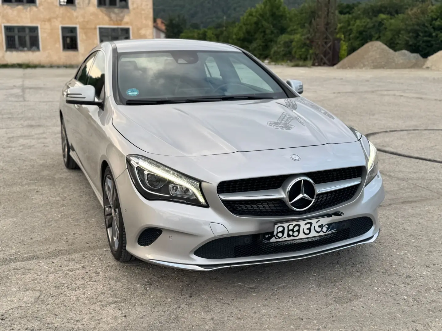Mercedes-Benz A 180