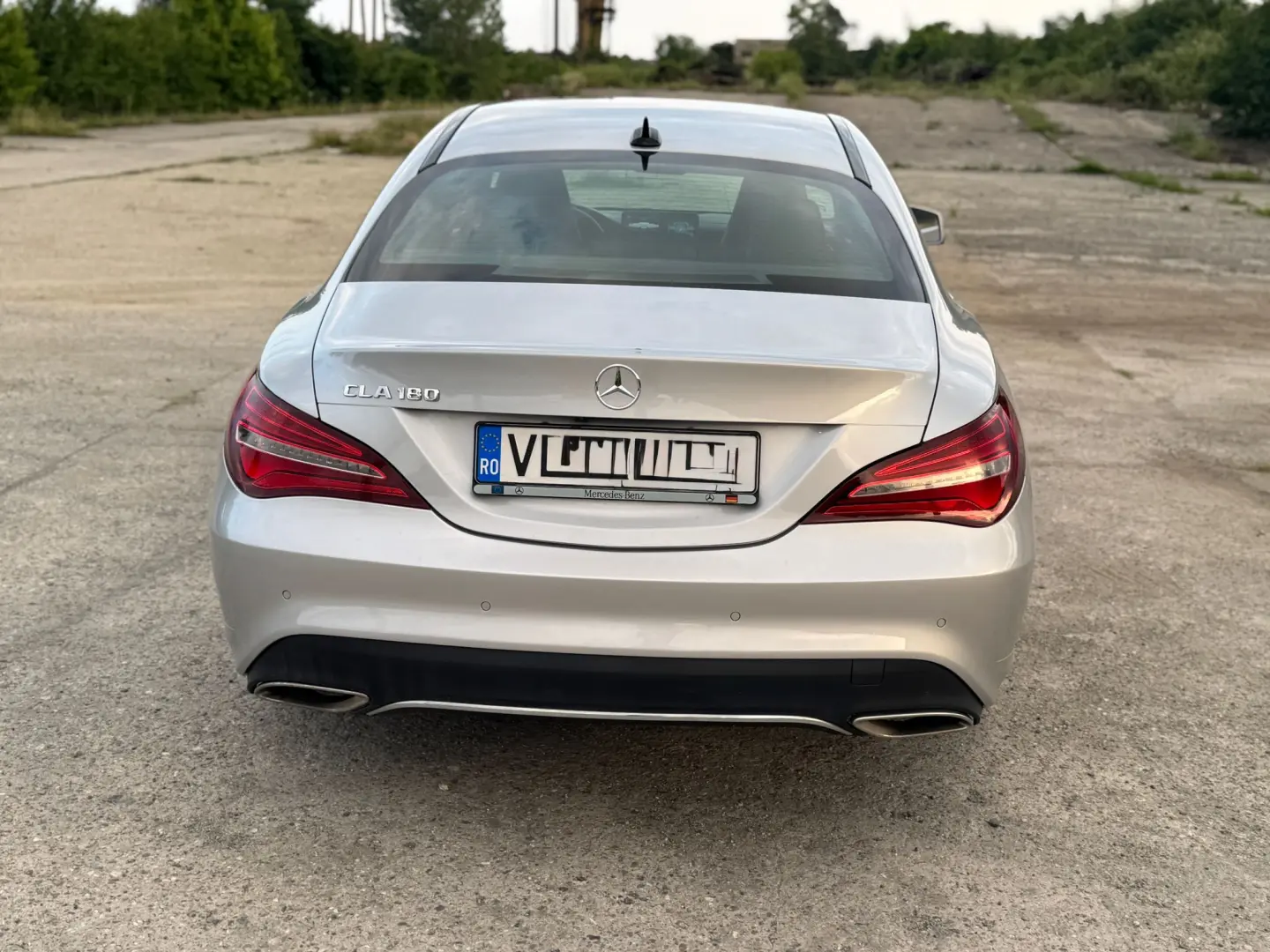Mercedes-Benz A 180