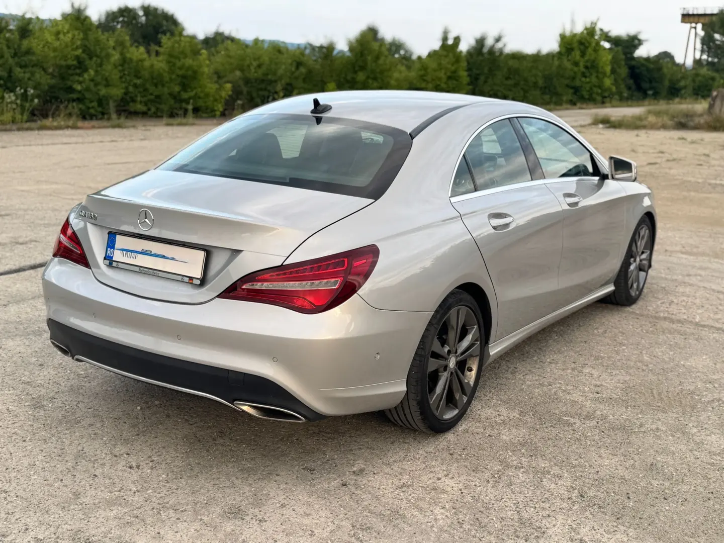 Mercedes-Benz A 180