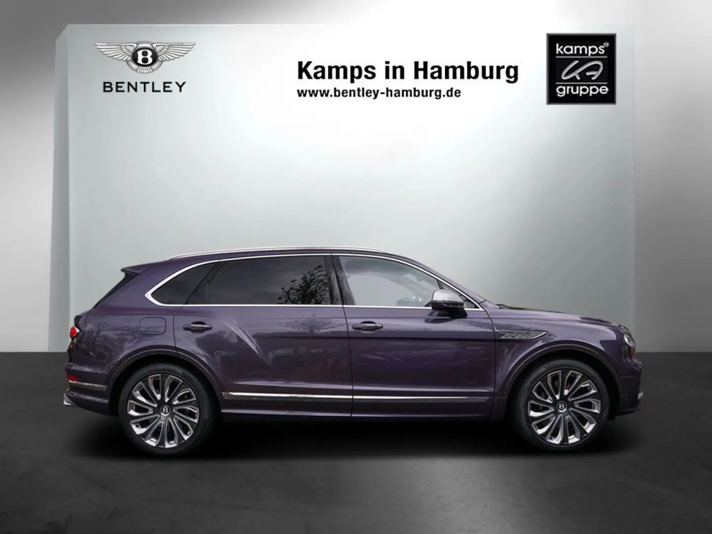 Bentayga EWB Mulliner V8