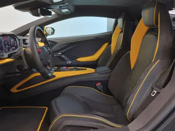Revuelto 6.5 V12 HPEV