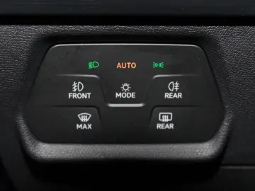Formentor 1.4 eHybrid KAMERA NAVI+ WINTERPAKET