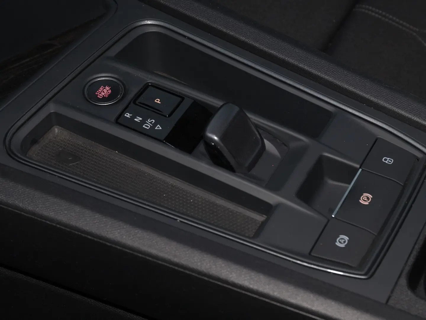 Formentor 1.4 eHybrid KAMERA NAVI+ WINTERPAKET