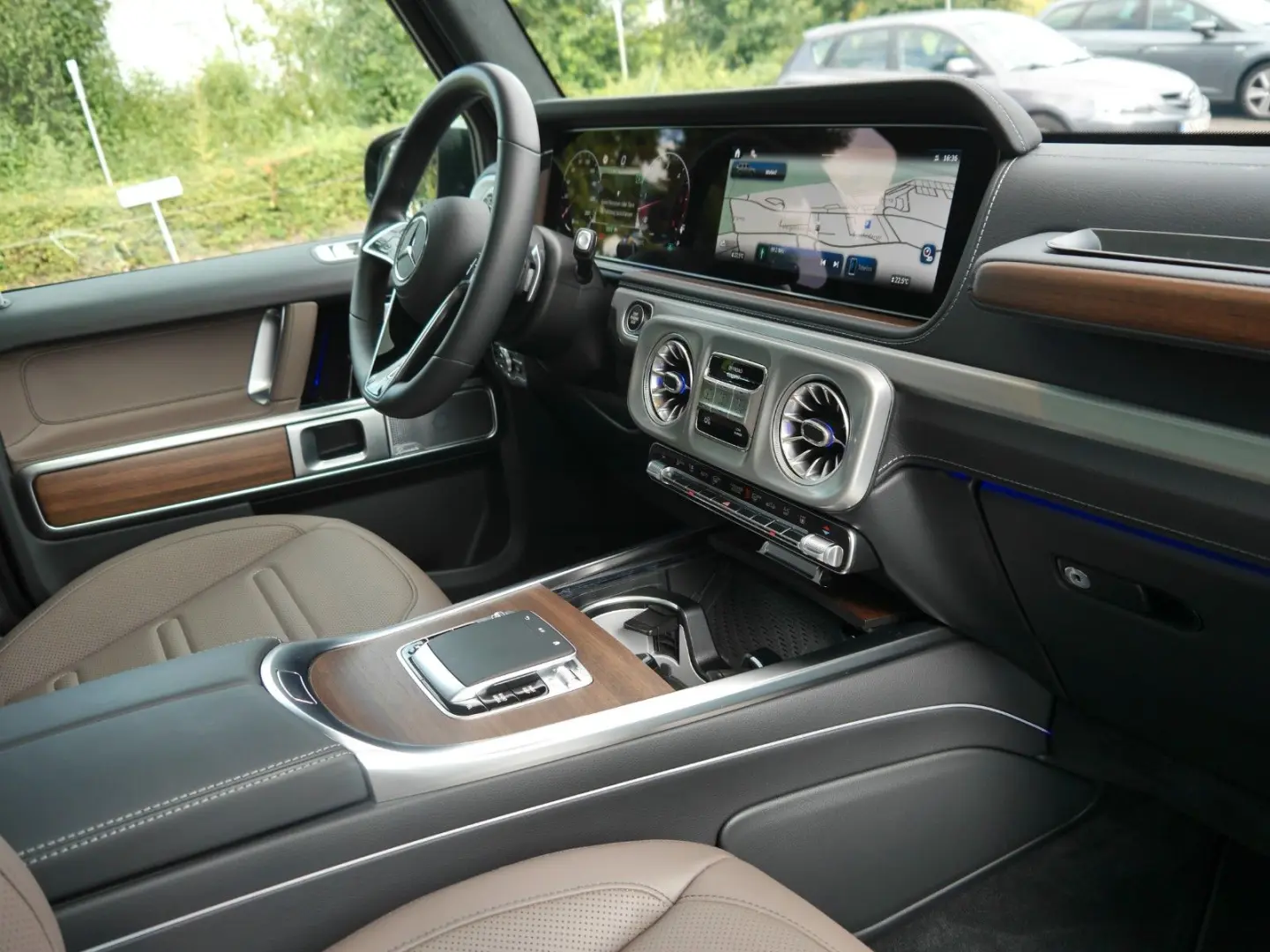 450d MASSAGE GLASDACH DIST 360° BURM STANDH AHK