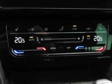 Passat Var 2.0 TDI DSG Leder Navi LED ACC Kamera