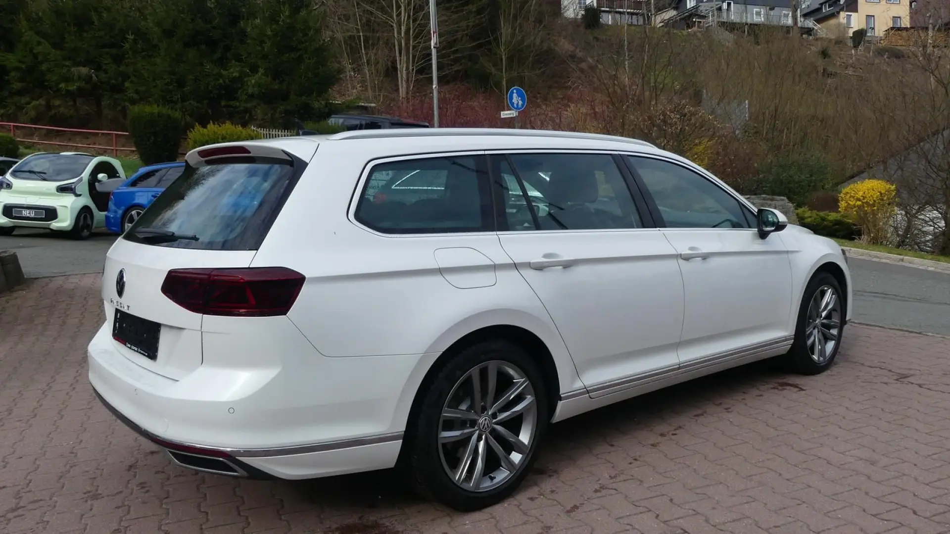 Passat*Variant*Stand-Hzg*SHZ*ACC*Massage*DAB