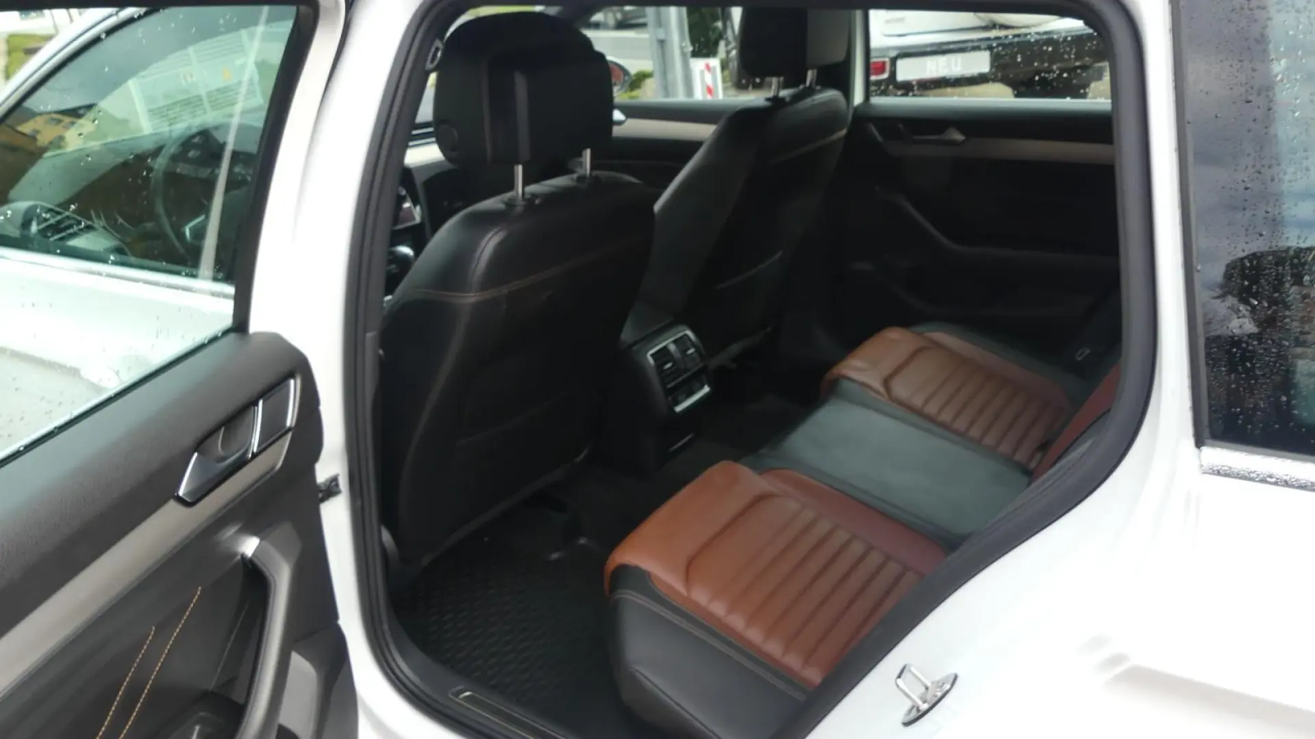 Passat*Variant*Stand-Hzg*SHZ*ACC*Massage*DAB