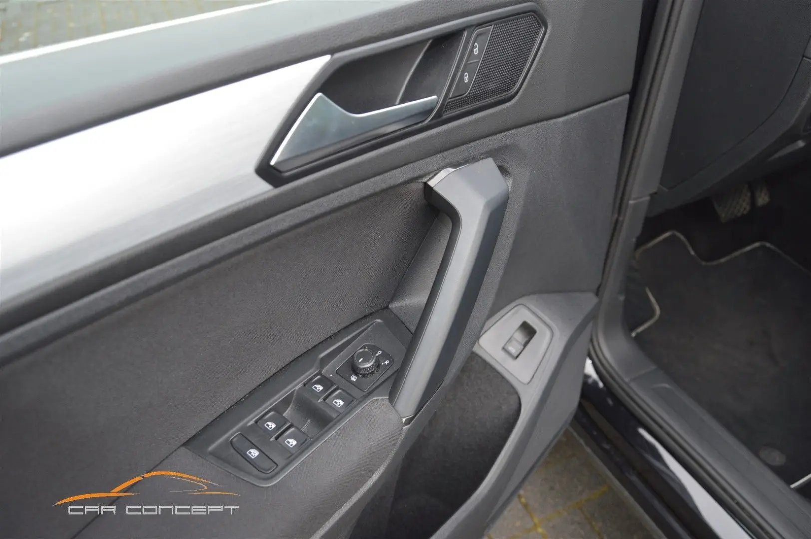 Tiguan 1,5TSI DSG Comfortl KAM/SHZ/AHK/NAVI APP/