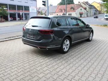 Passat Variant Elegance