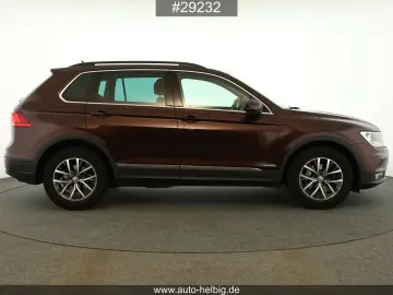 Tiguan1.5 TSI Comfortline #Virtual#Cam#Pano#APP#