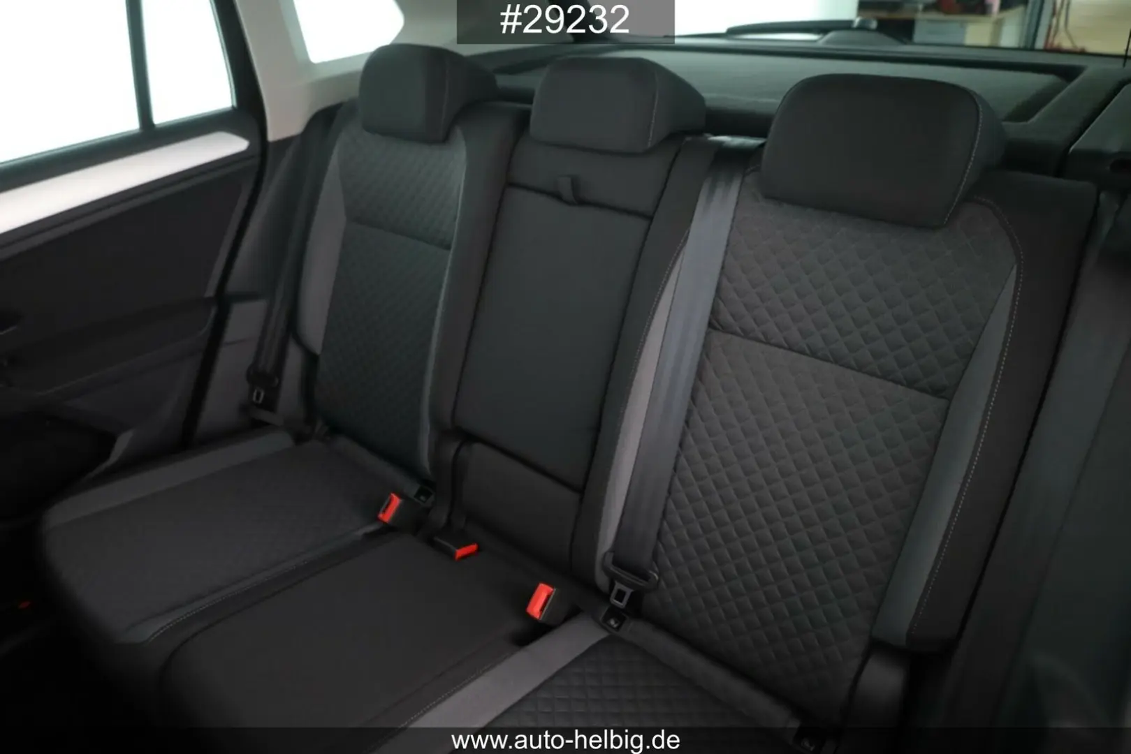 Tiguan1.5 TSI Comfortline #Virtual#Cam#Pano#APP#