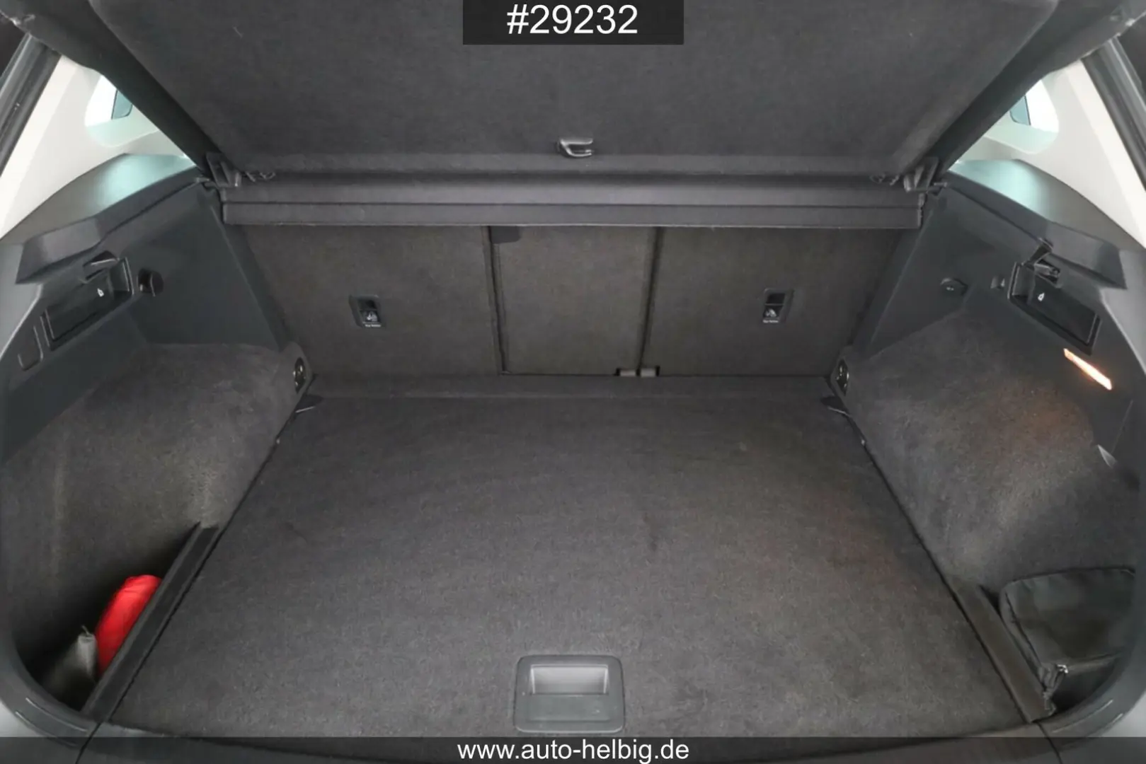 Tiguan1.5 TSI Comfortline #Virtual#Cam#Pano#APP#