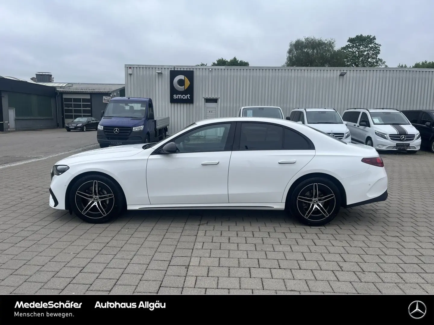 E 220 d AMG Night 19