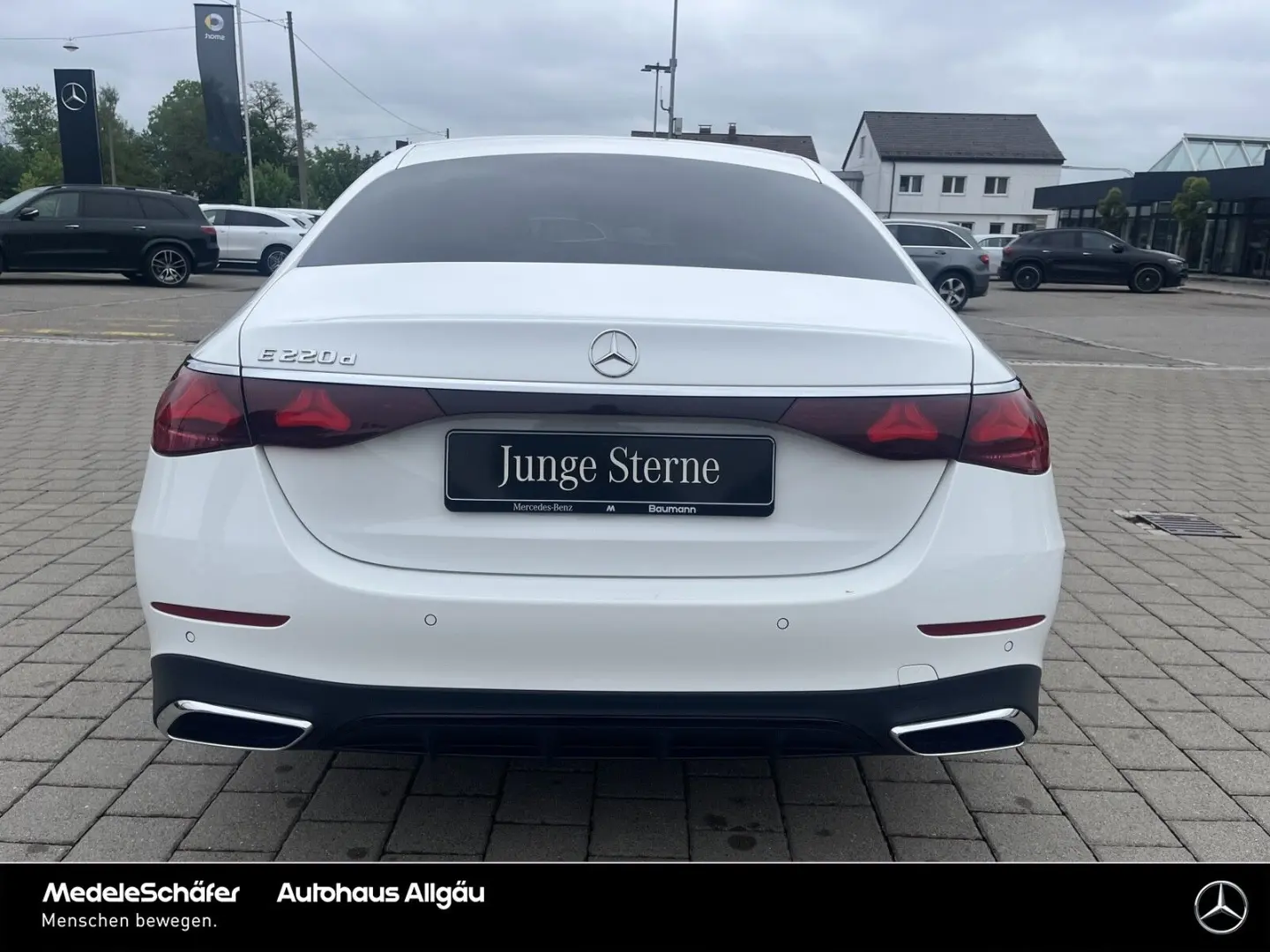 E 220 d AMG Night 19