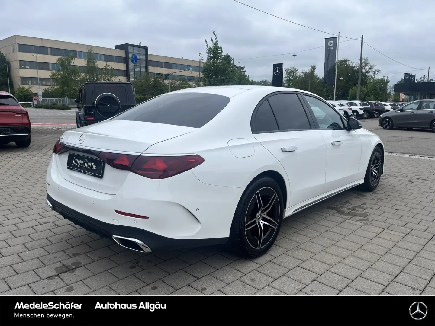 E 220 d AMG Night 19