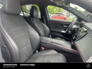 E 220 d AMG Night 19