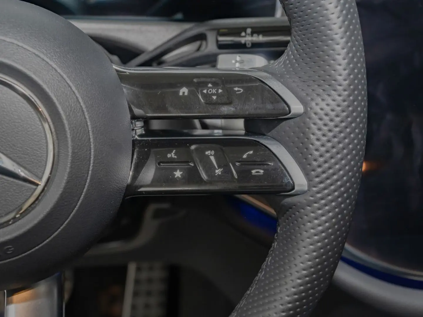 E 220 d AMG Sport Advanced Distr. LED Navi Kamer