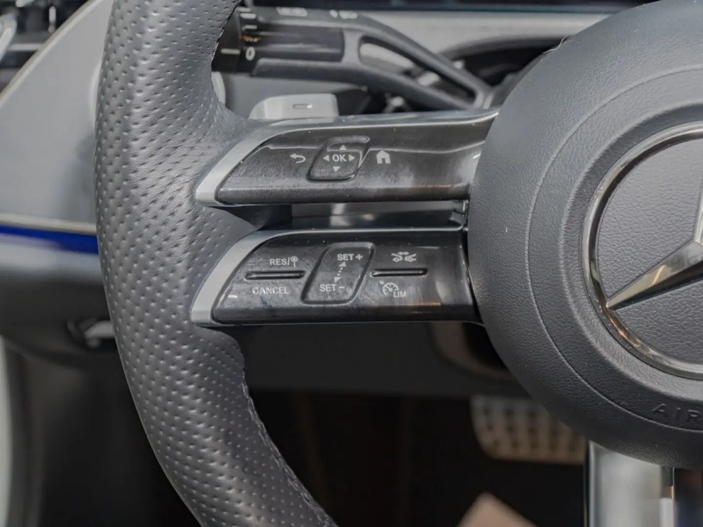 E 220 d AMG Sport Advanced Distr. LED Navi Kamer