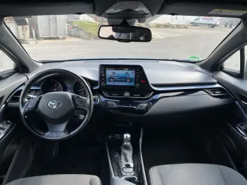 C-HR 2.0-l-VVTi Hybrid Team D RF.Kamera 1.HD