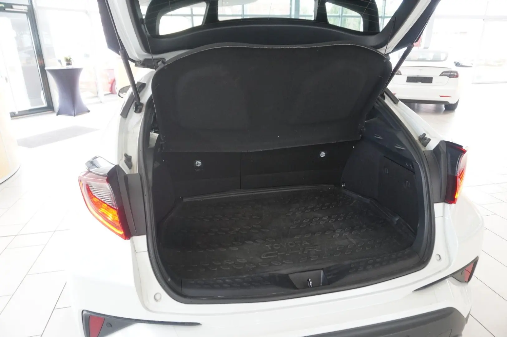 C-HR 2.0 HYBRID TEAM D NAVI/LED/KAMERA/SHZ/DAB+