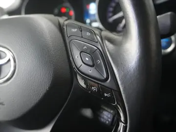 C-HR 2.0 HYBRID TEAM D NAVI/LED/KAMERA/SHZ/DAB+