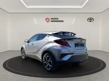 C-HR Hybrid Team D LED+RFK+PDC+KLIMA+SHZ