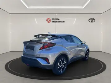 C-HR Hybrid Team D LED+RFK+PDC+KLIMA+SHZ
