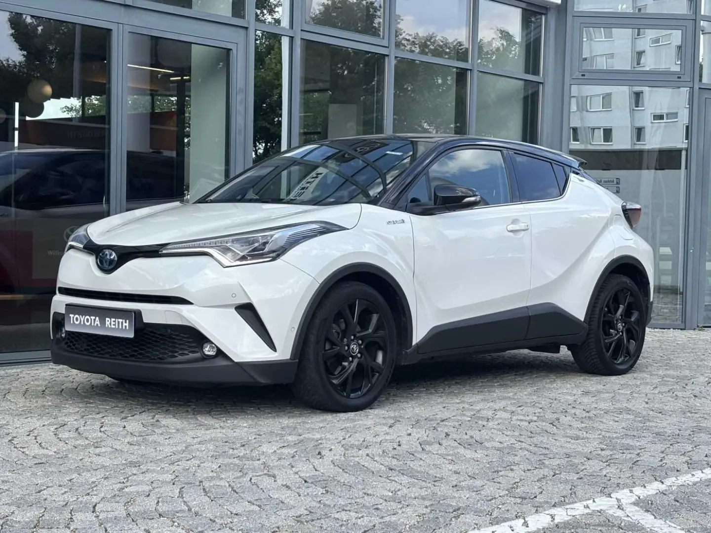 C-HR 1,8 l Hybrid Style Selection - JBL Soundsys