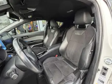 C-HR 1,8 l Hybrid Style Selection - JBL Soundsys