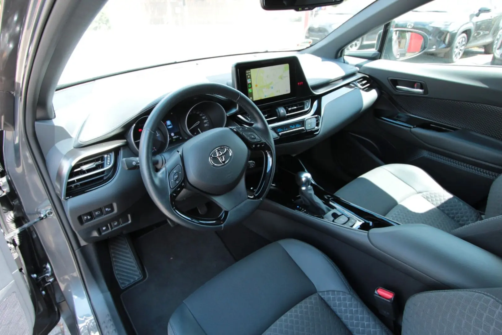 C-HR Hybrid Team D *Kamera*Sitzheizung