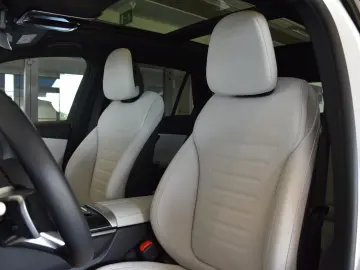 GLC 300 de 4M 9G AMG LINE