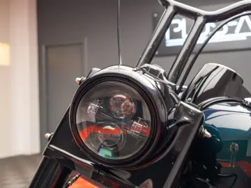 HARLEY DAVIDSON