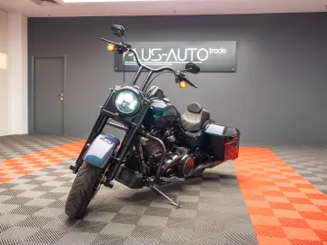 HARLEY DAVIDSON