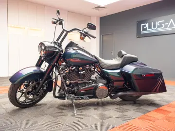HARLEY DAVIDSON