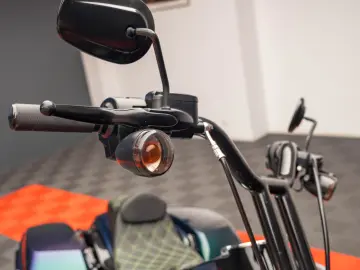 HARLEY DAVIDSON